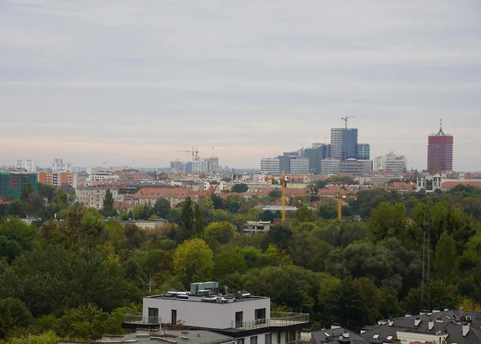 Maczka 16 - W Otoczeniu Zieleni, Blisko Centrum Apartment Poznan