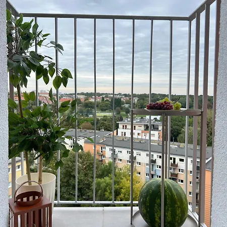 アパート Maczka 16 - W Otoczeniu Zieleni, Blisko Centrum ポズナン